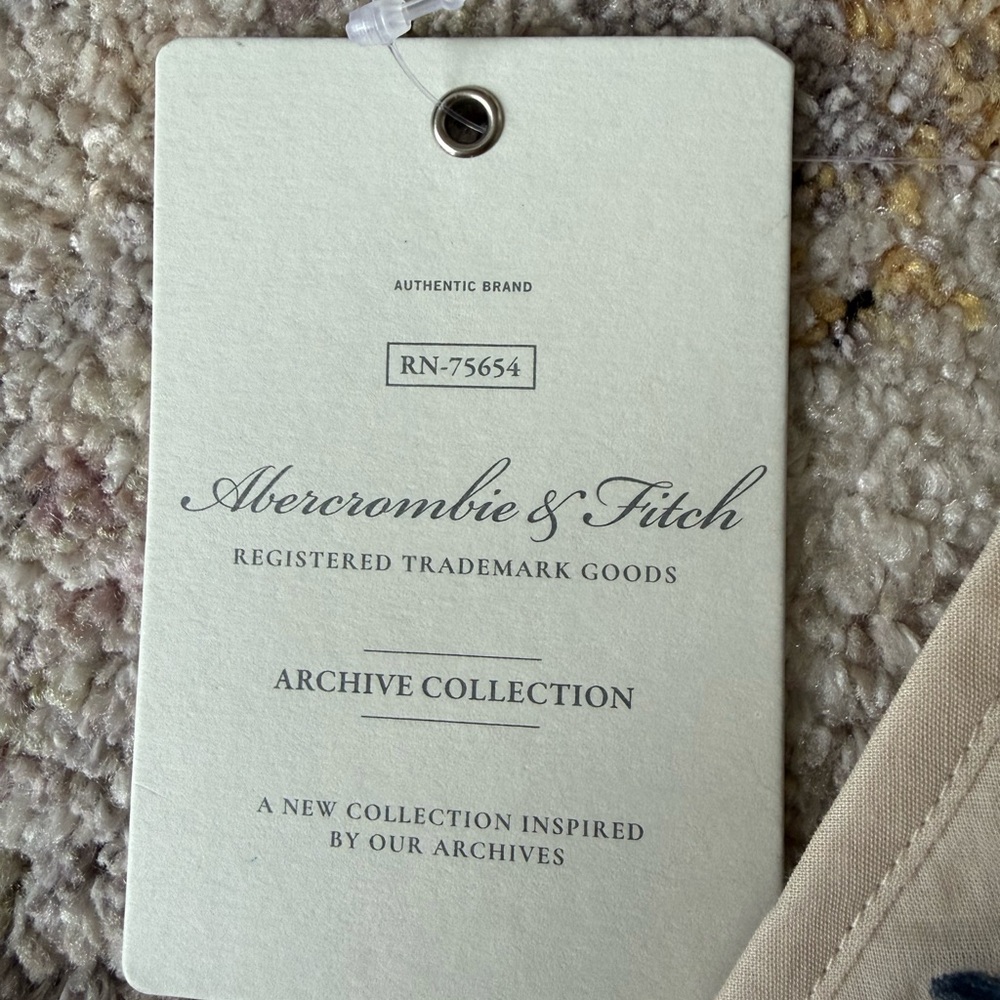Abercrombie & Fitch Cream Blouse with Navy Floral Embroidery - Picture 3 of 5